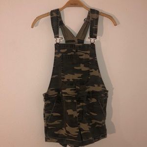 Camo overall shorts